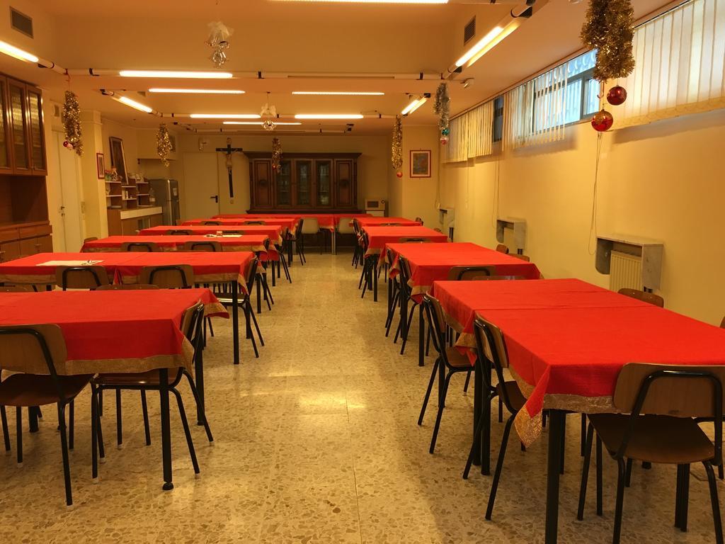 Casa Nostra Signora Hotel Isola Farnese Luaran gambar